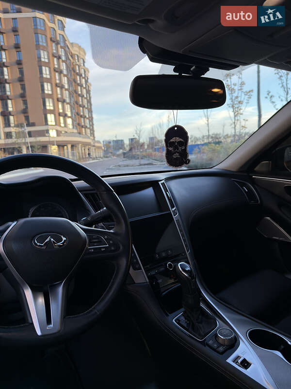 Седан Infiniti Q50 2019 в Киеве