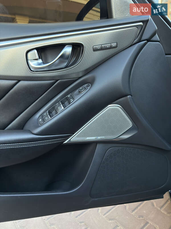 Седан Infiniti Q50 2019 в Киеве