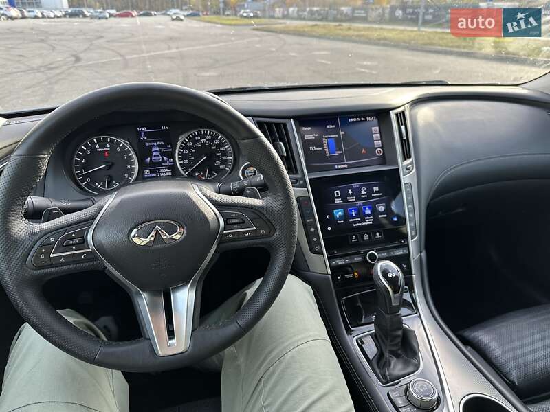 Седан Infiniti Q50 2017 в Киеве фото 17 Седан Infiniti Q50 2017 в Киеве
