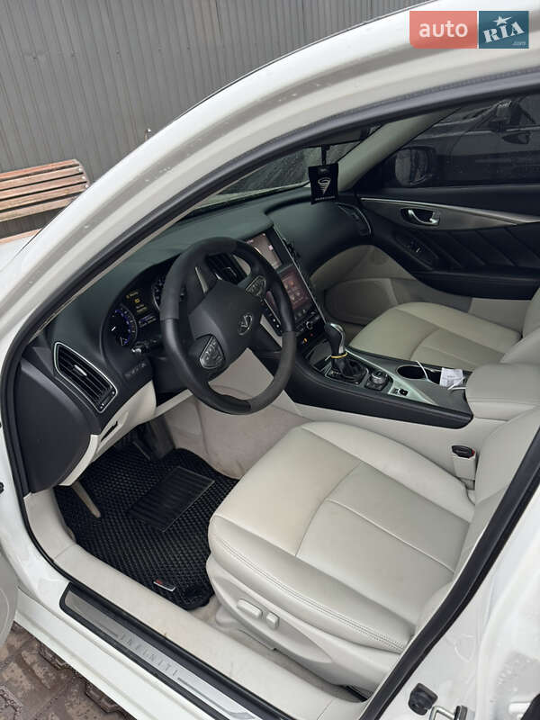 Седан Infiniti Q50 2015 в Кривом Роге фото 11 Седан Infiniti Q50 2015 в Кривом Роге
