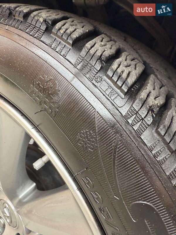 Седан Infiniti Q50 2016 в Мукачево