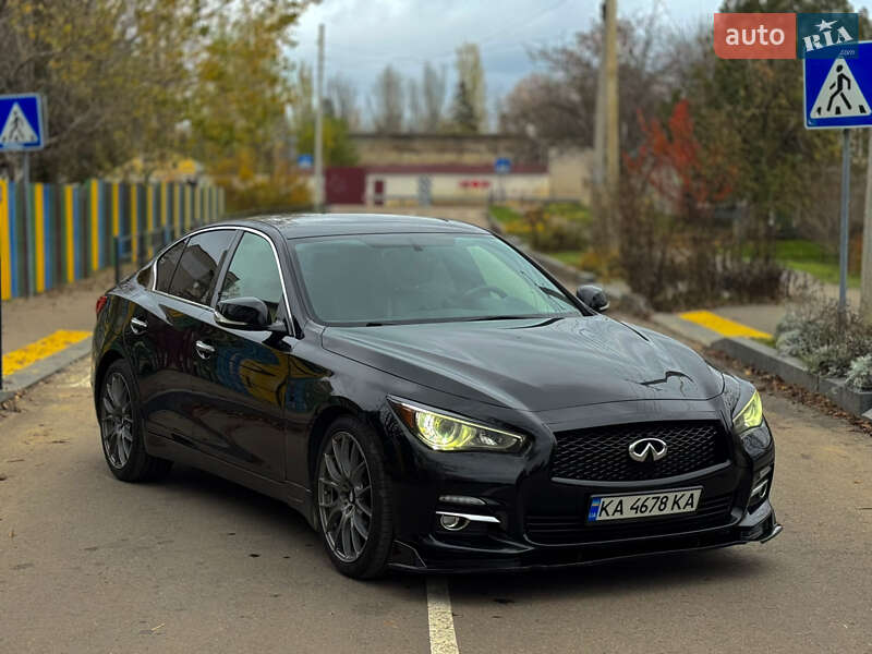 Infiniti Q50 2013