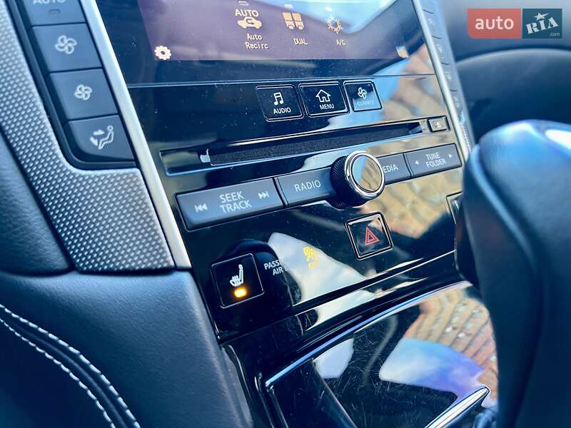 Седан Infiniti Q50 2016 в Харькове фото 32 Седан Infiniti Q50 2016 в Харькове