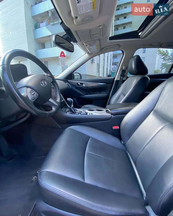 Седан Infiniti Q50 2017 в Львове фото 8 Седан Infiniti Q50 2017 в Львове