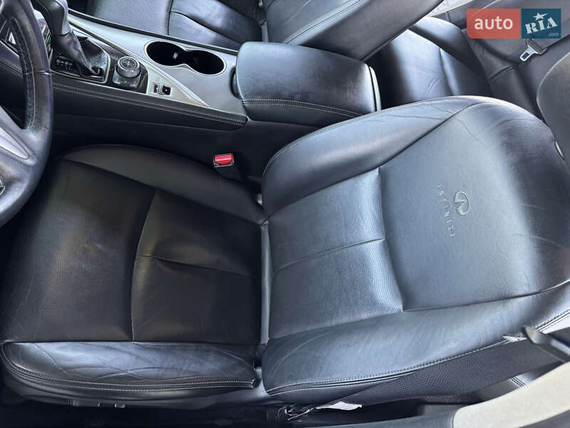 Седан Infiniti Q50 2015 в Одессе фото 12 Седан Infiniti Q50 2015 в Одессе