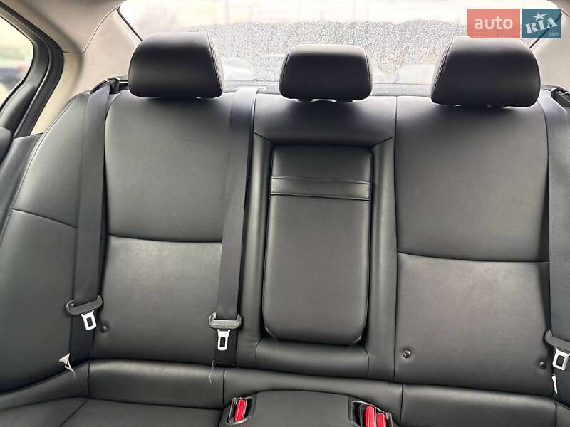 Седан Infiniti Q50 2017 в Києві фото 30 Седан Infiniti Q50 2017 в Києві