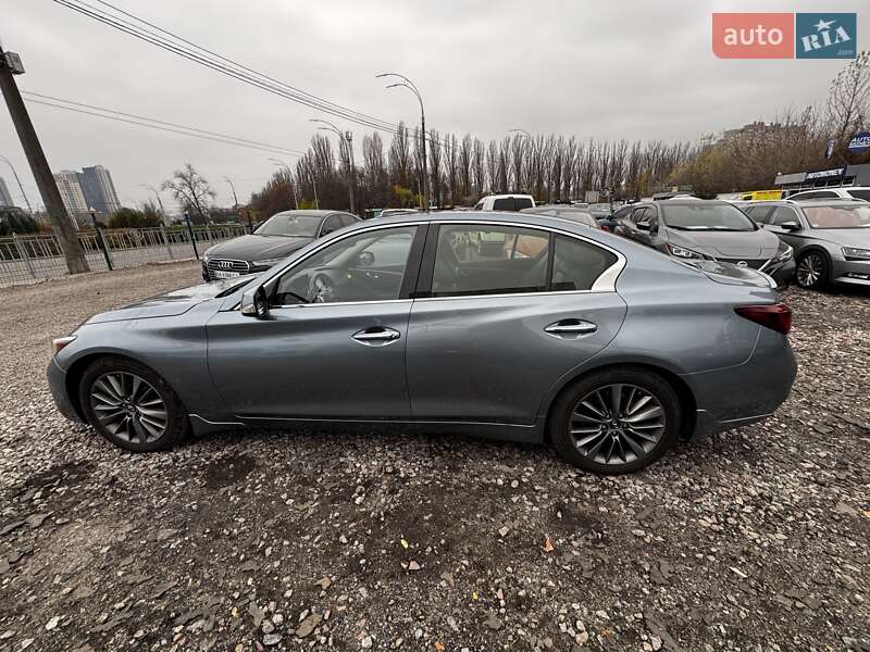 Седан Infiniti Q50 2018 в Киеве