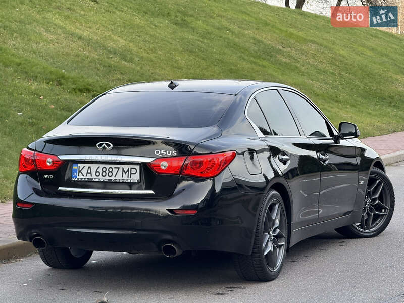 Седан Infiniti Q50 2016 в Киеве