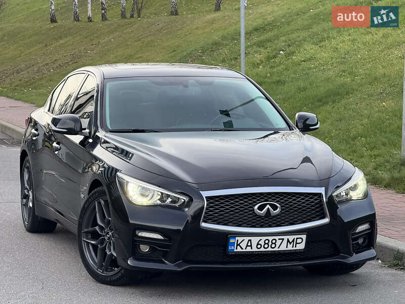 Седан Infiniti Q50 2016 в Киеве