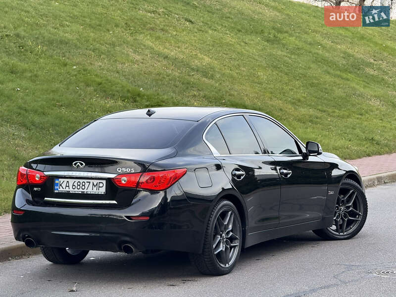 Седан Infiniti Q50 2016 в Киеве