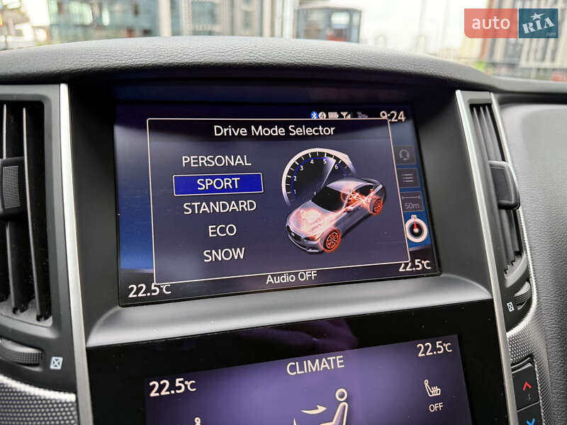 Седан Infiniti Q50 2014 в Киеве