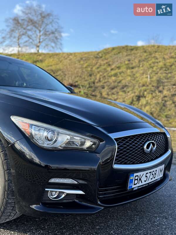 Седан Infiniti Q50 2016 в Киеве