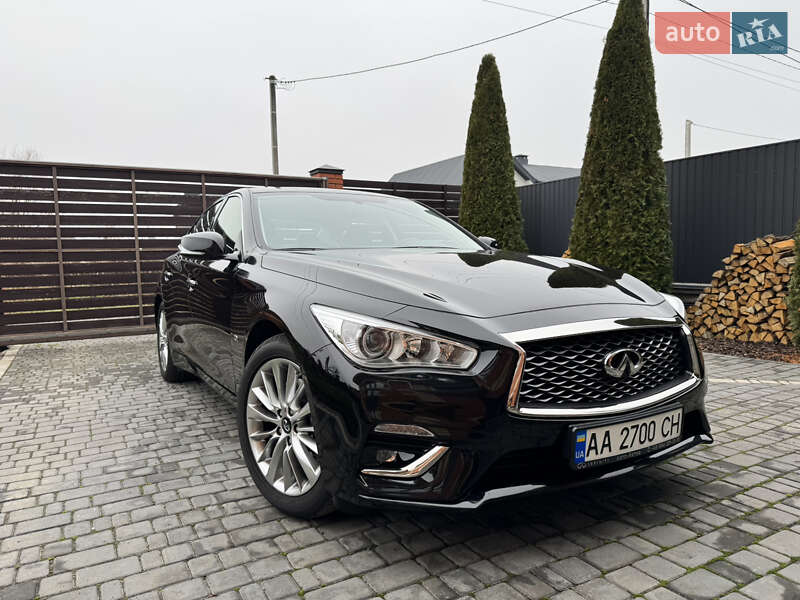 Седан Infiniti Q50 2021 в Киеве