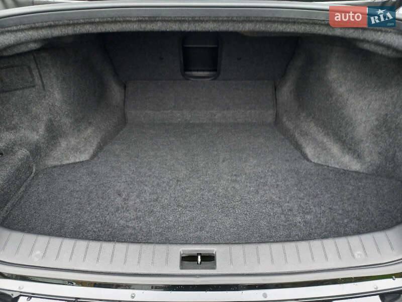 Седан Infiniti Q50 2021 в Киеве