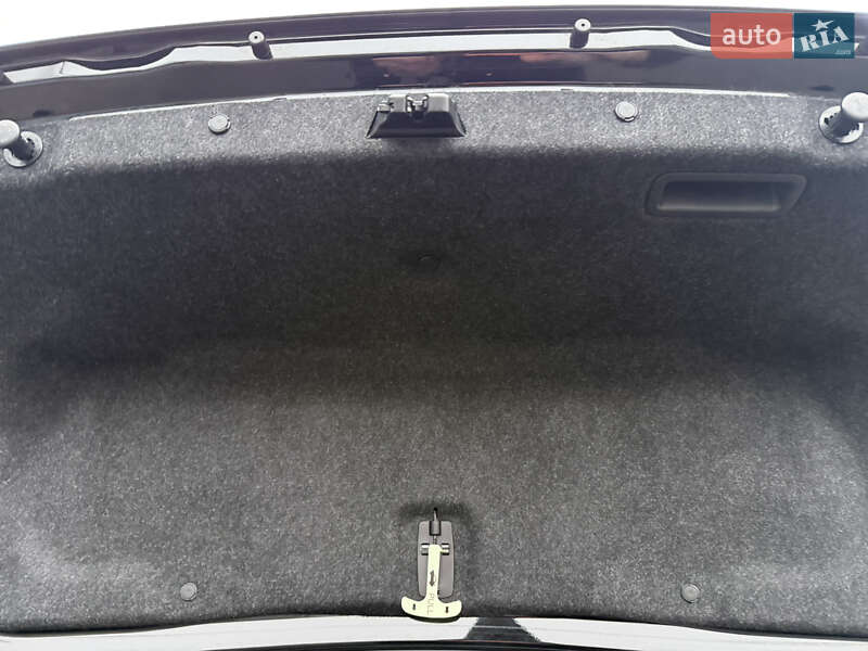 Седан Infiniti Q50 2019 в Киеве фото 69 Седан Infiniti Q50 2019 в Киеве