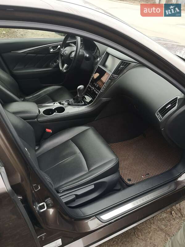 Седан Infiniti Q50 2017 в Киеве