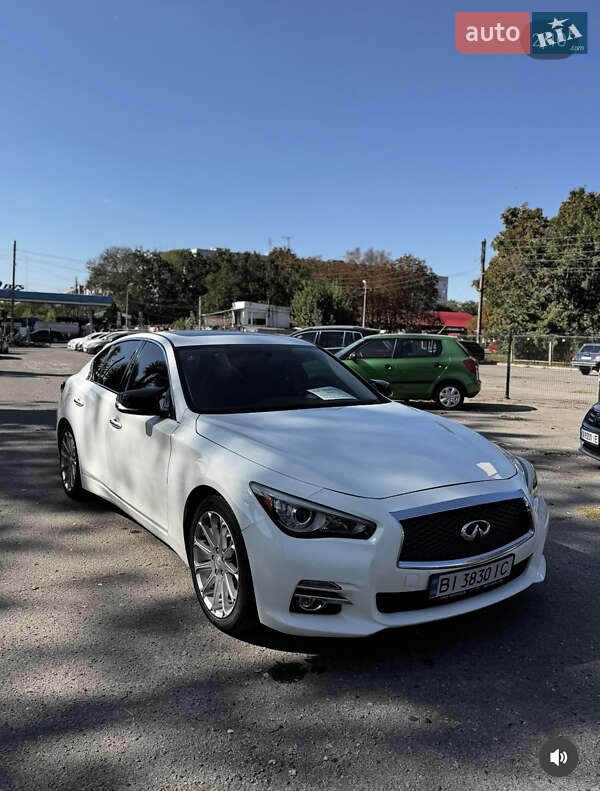 Infiniti Q50 2016