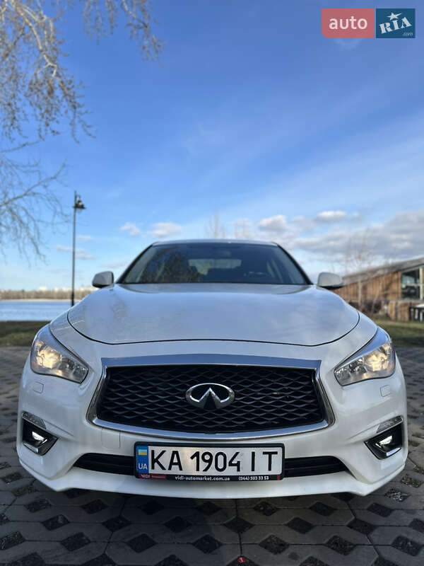 Седан Infiniti Q50 2019 в Києві