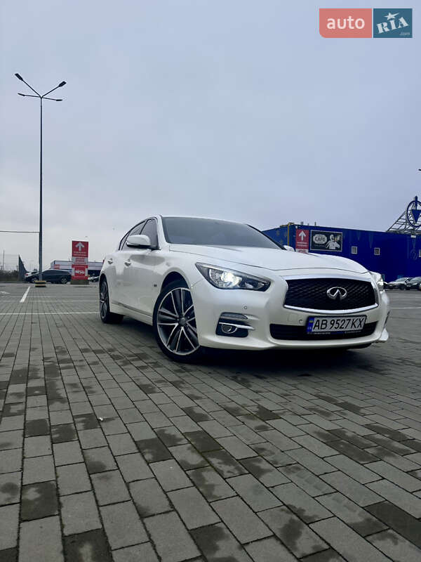 Infiniti Q50 2016