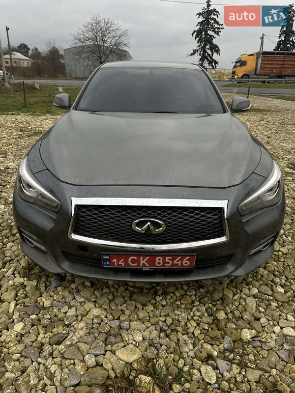 Infiniti Q50 2015