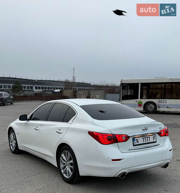 Седан Infiniti Q50 2014 в Львові фото 5 Седан Infiniti Q50 2014 в Львові