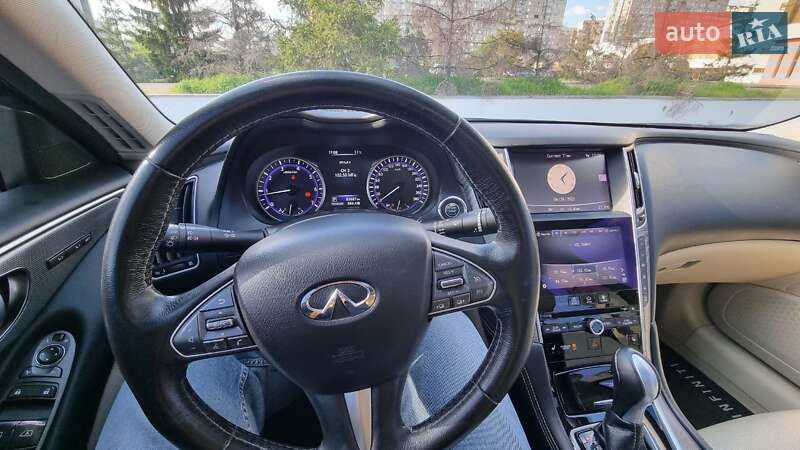 Седан Infiniti Q50 2016 в Києві