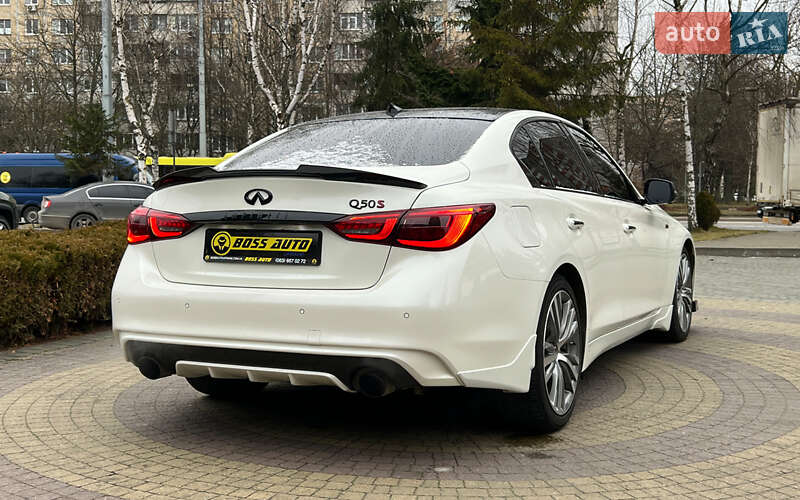 Седан Infiniti Q50 2017 в Львові