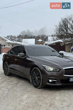 Седан Infiniti Q50 2014 в Чернигове