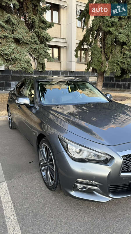 Infiniti Q50 2016