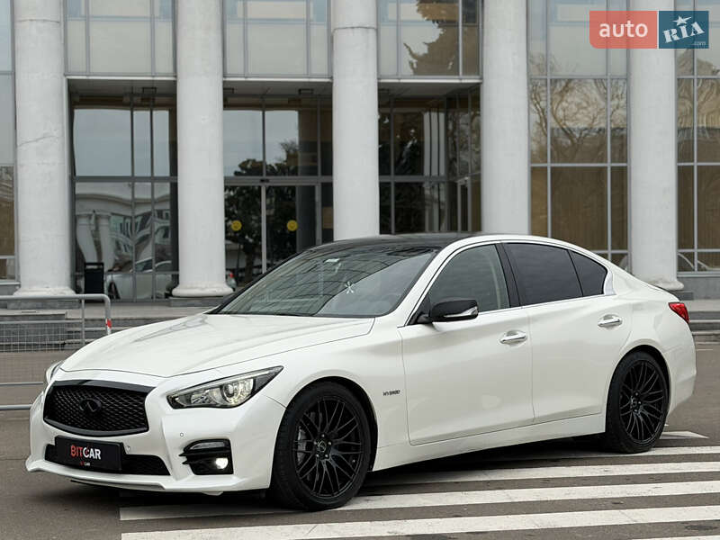 Седан Infiniti Q50 2016 в Одессе