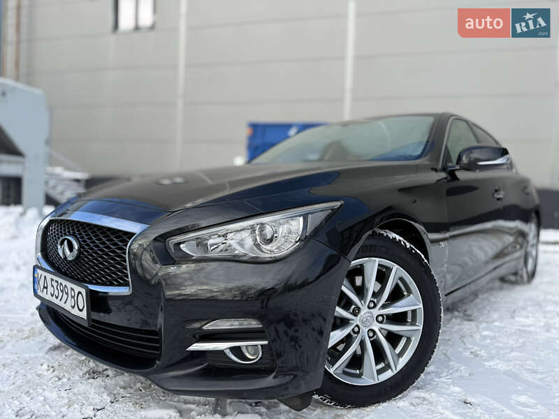 Седан Infiniti Q50 2017 в Киеве