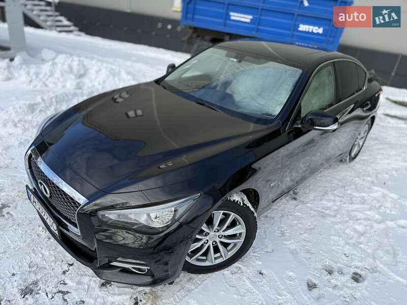 Седан Infiniti Q50 2017 в Киеве
