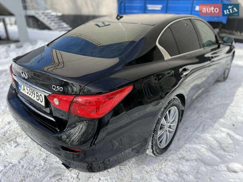 Седан Infiniti Q50 2017 в Киеве