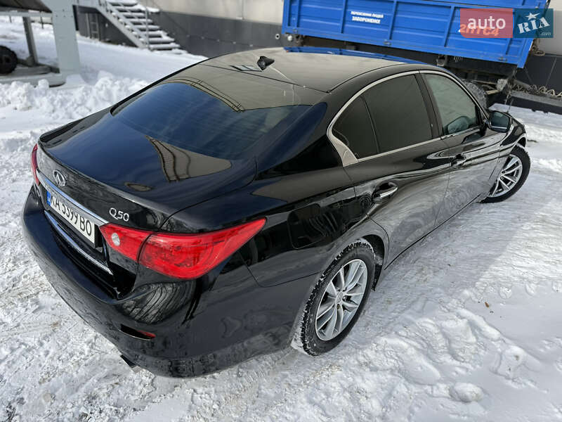 Седан Infiniti Q50 2017 в Киеве