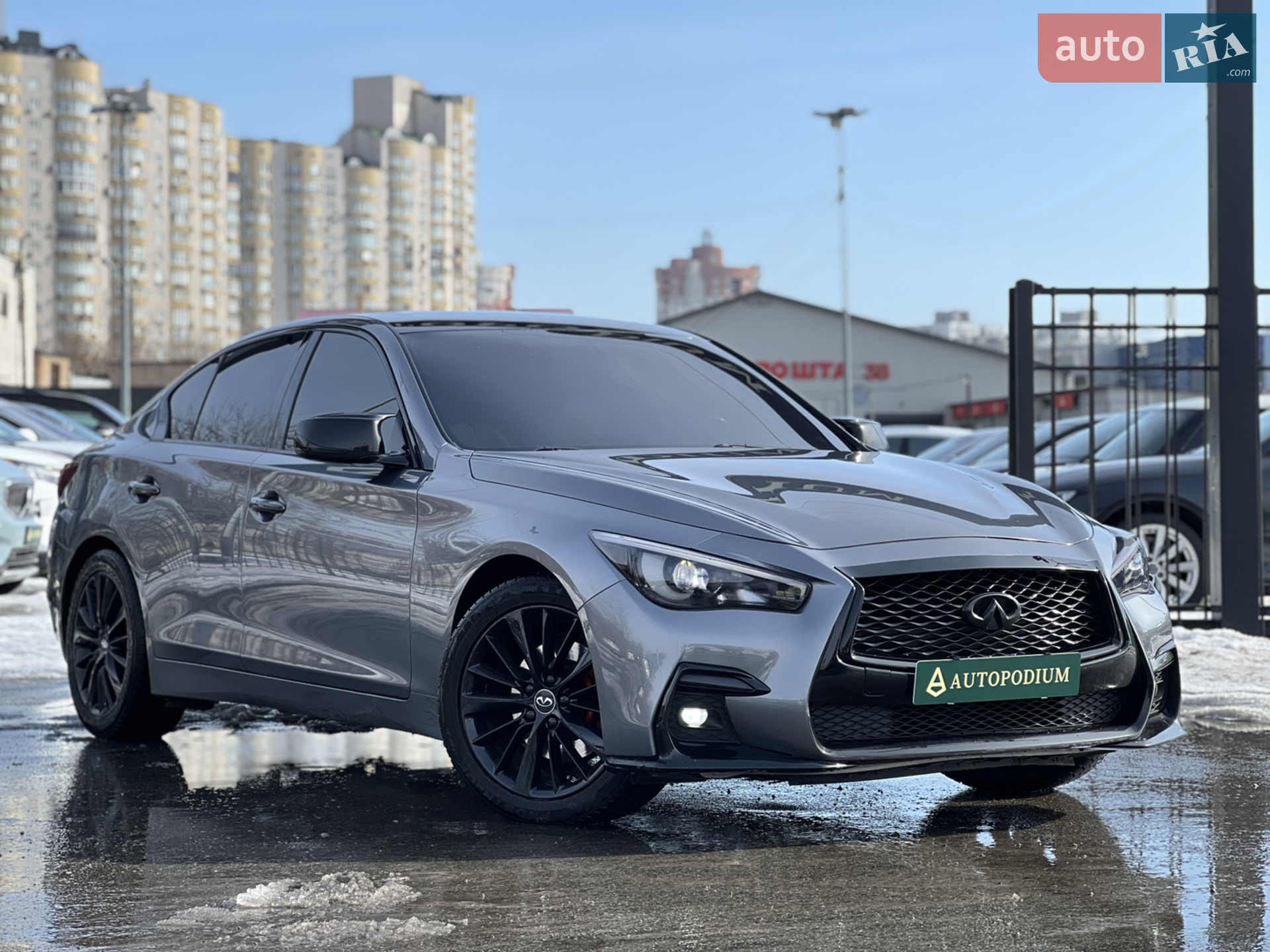 Infiniti Q50 2015