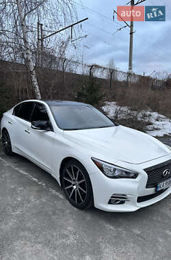 Седан Infiniti Q50 2014 в Киеве