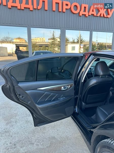 Седан Infiniti Q50 2017 в Киеве