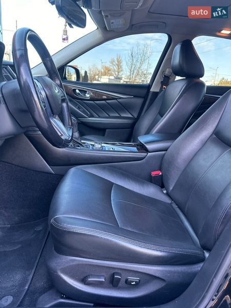 Седан Infiniti Q50 2017 в Киеве