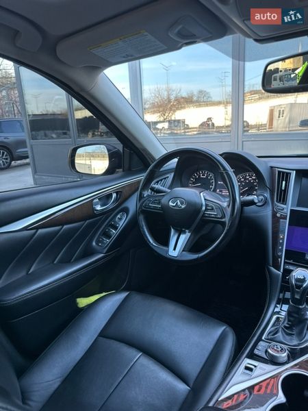 Седан Infiniti Q50 2017 в Киеве