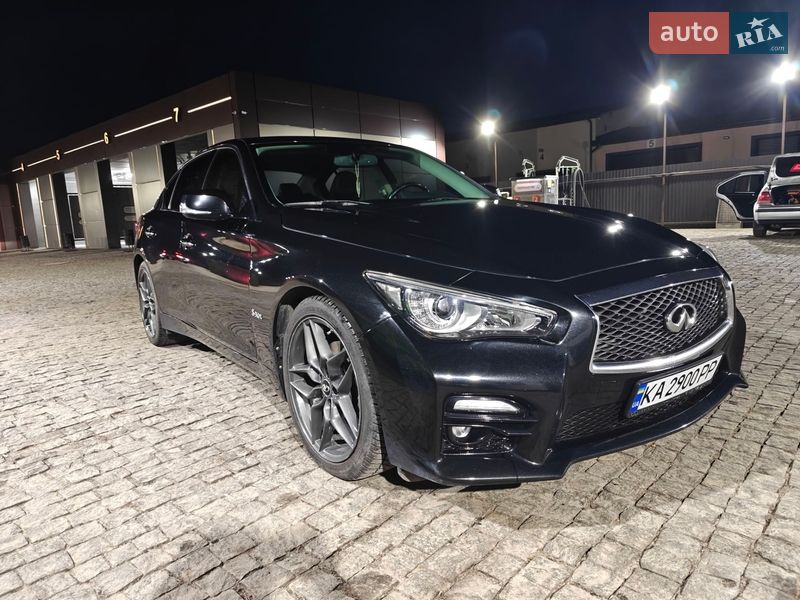 Infiniti Q50 2016