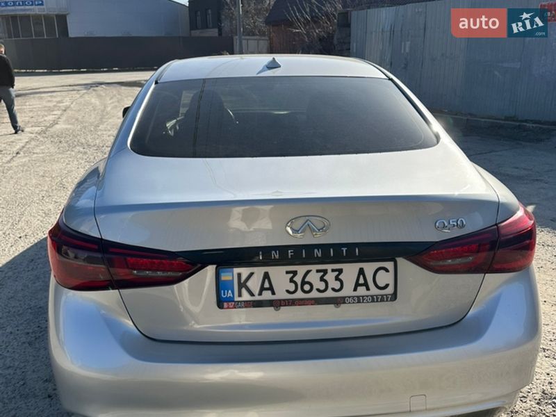 Седан Infiniti Q50 2017 в Львові