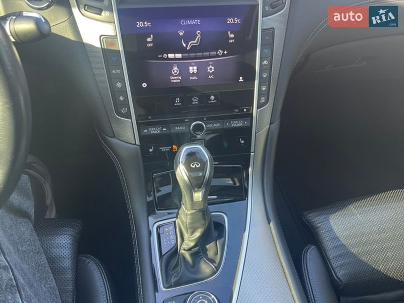 Седан Infiniti Q50 2017 в Киеве