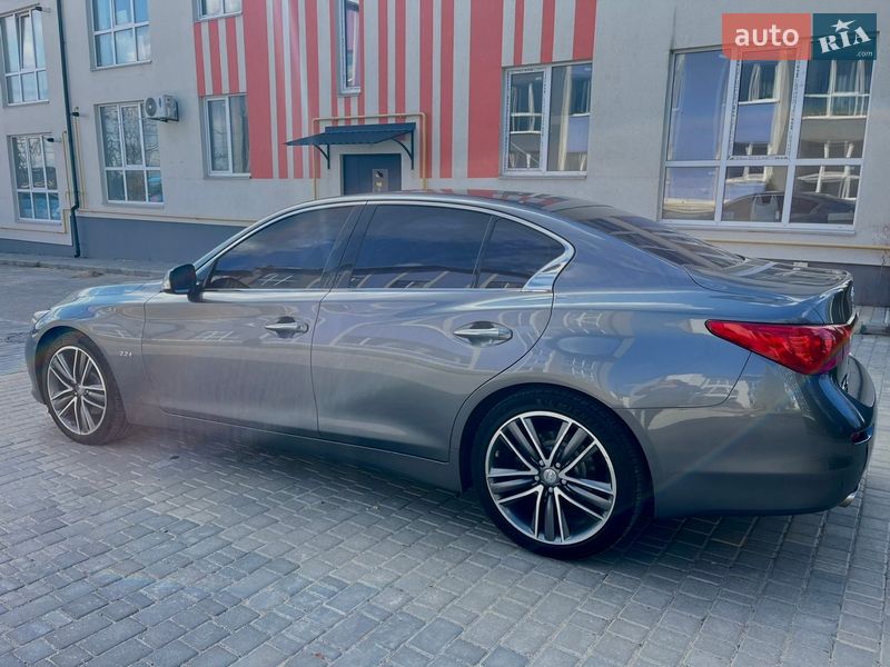Седан Infiniti Q50 2016 в Виннице