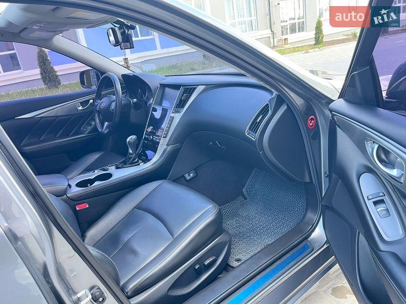 Седан Infiniti Q50 2016 в Виннице