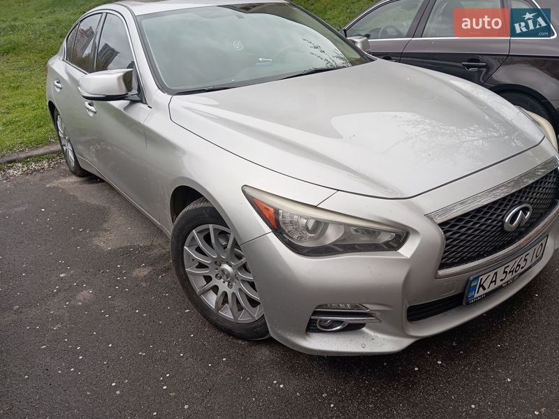 Infiniti Q50 2016