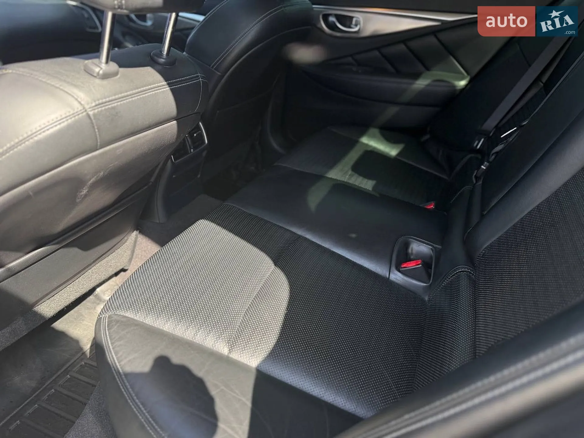2016 Infiniti Q50 - мініатюра 9