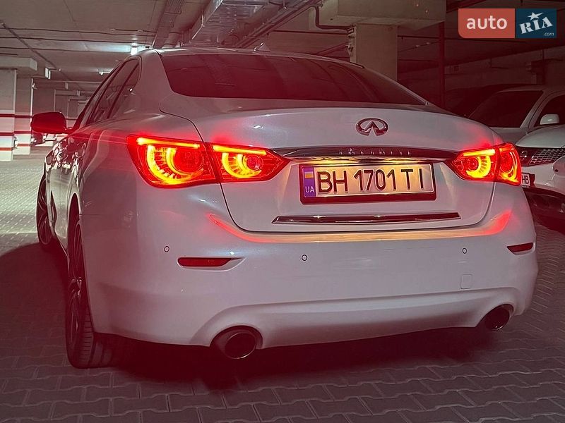 Infiniti Q50 2016