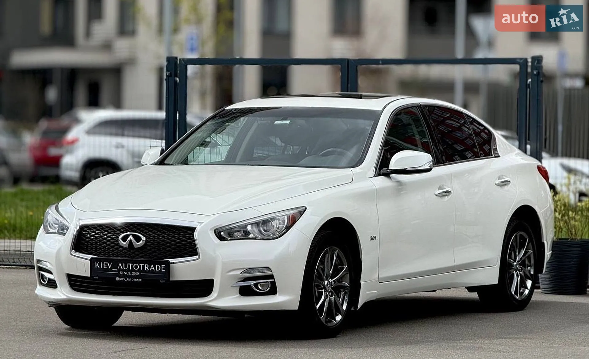 2016 Infiniti Q50 - мініатюра 6