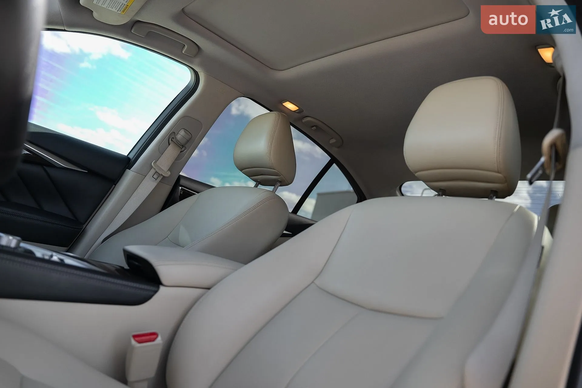 2017 Infiniti Q50 - мініатюра 13