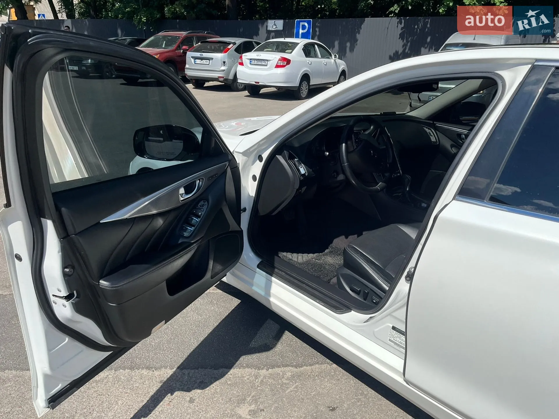 2014 Infiniti Q50 - мініатюра 11